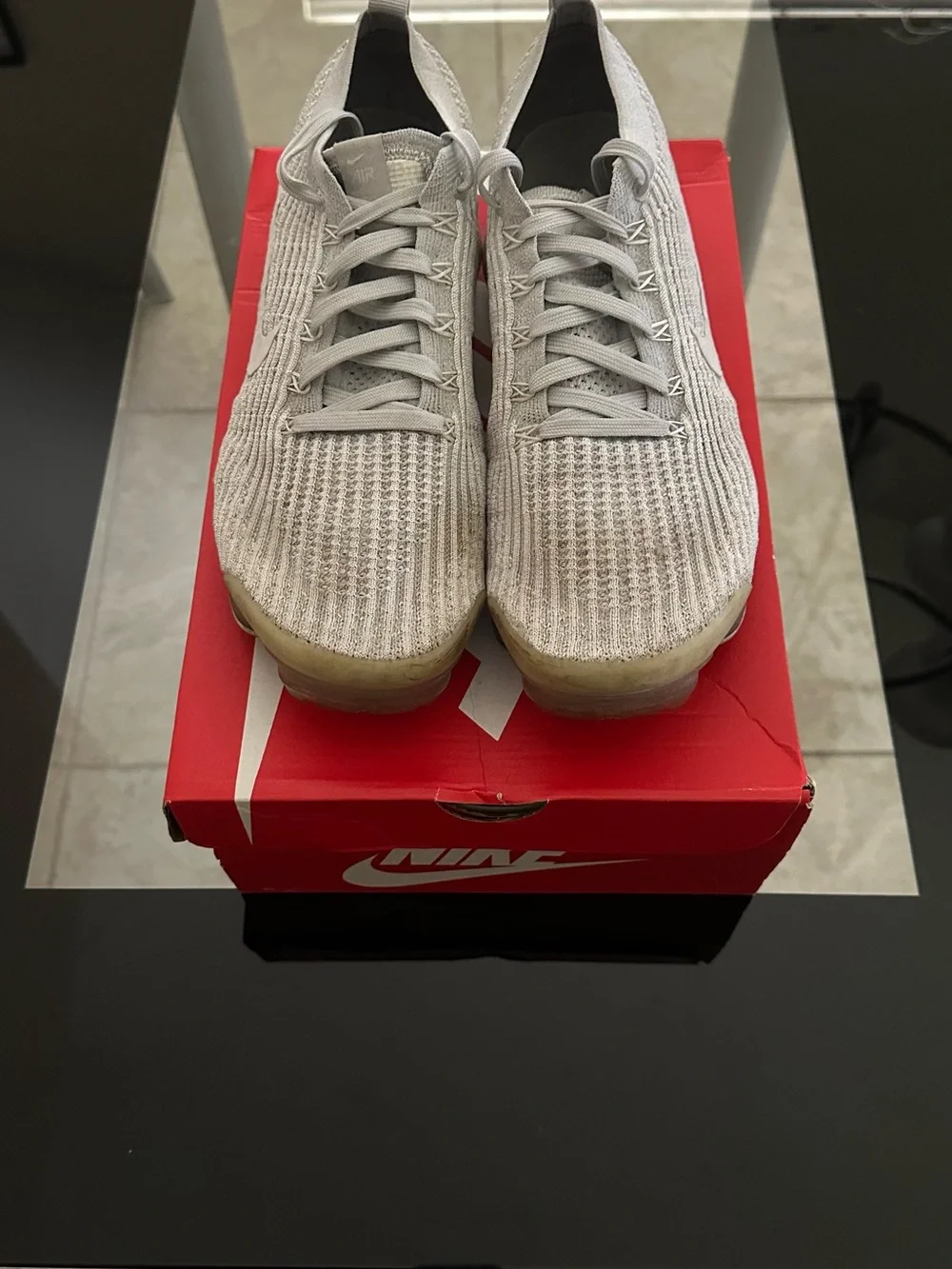 Nike Men’s VaporMax Flyknit Sneakers - Light Gray